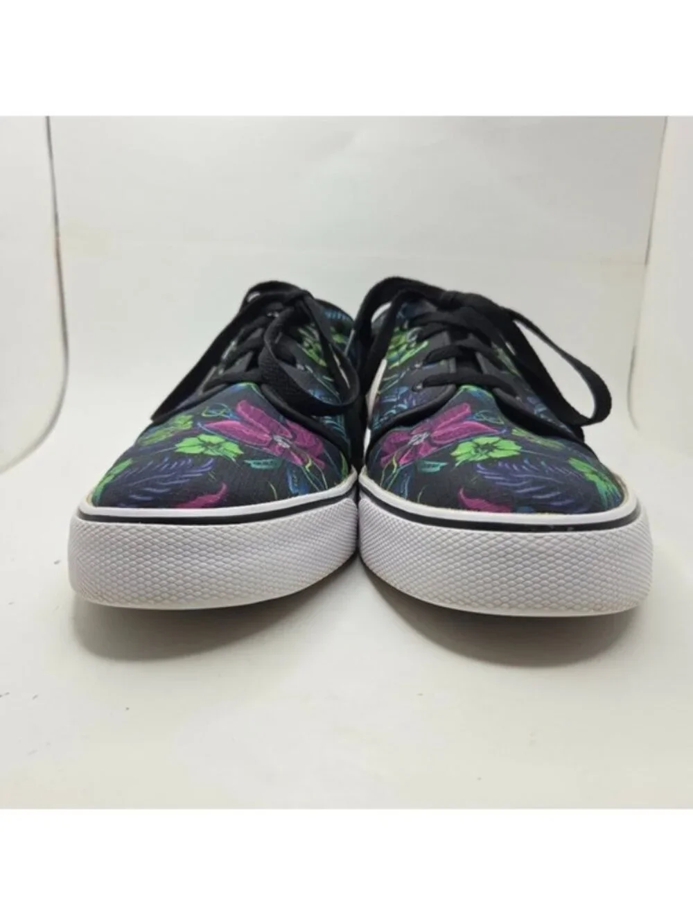 Nike Toki Low Black Floral Textile Smoky Lotus Shoes Sneakers Men's Size 9.5